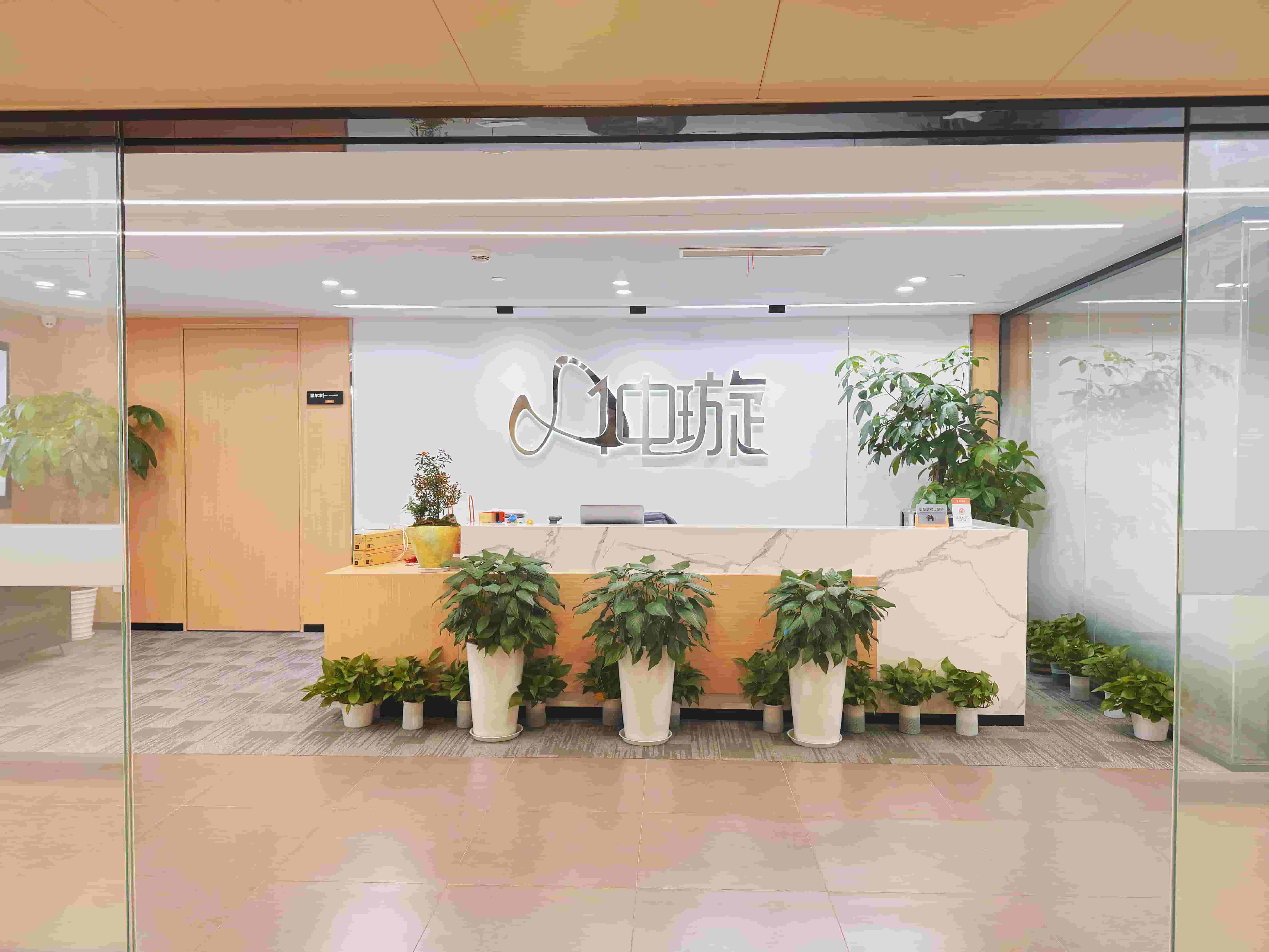 仲璇門(mén)店入戶(hù)